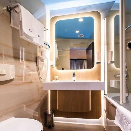 Hotel Eurostars 4*